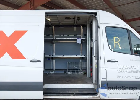 2015 Mercedes-Benz Sprinter 2500 High Roof z USA, uszkodzony, nr VIN WD3PE8DB5FP122860